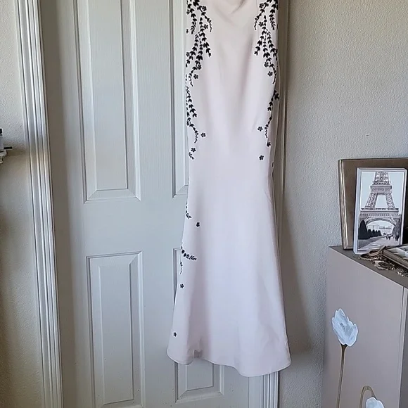 NWT Cinq a Sept Embroidered Luna Dress - dentistsmilemakers.com
